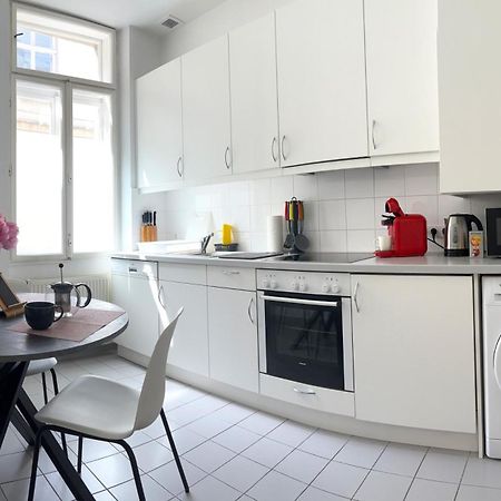 Central Mariahilfer Apartment 5 Min To The Schoenbrunn Palace And City Shopping Center Wien Ngoại thất bức ảnh