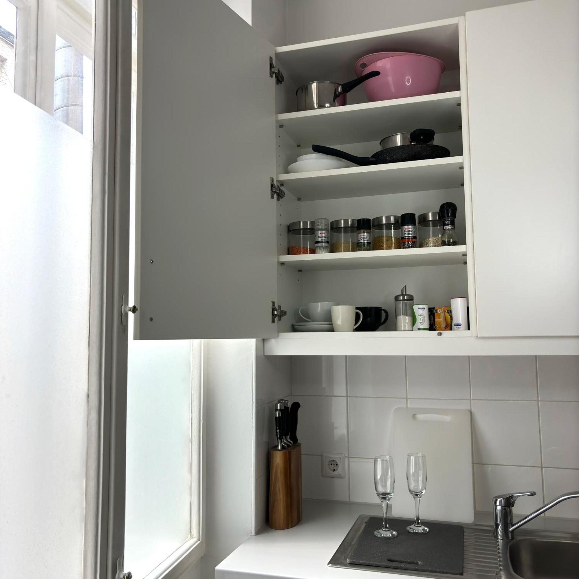Central Mariahilfer Apartment 5 Min To The Schoenbrunn Palace And City Shopping Center Wien Ngoại thất bức ảnh