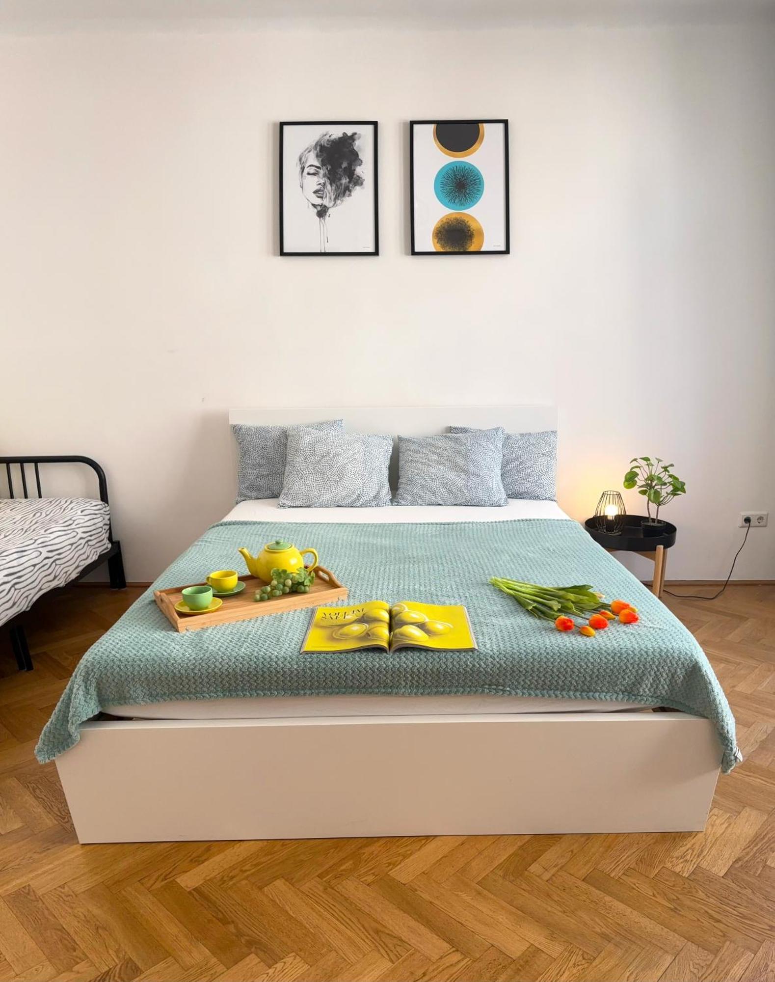 Central Mariahilfer Apartment 5 Min To The Schoenbrunn Palace And City Shopping Center Wien Ngoại thất bức ảnh